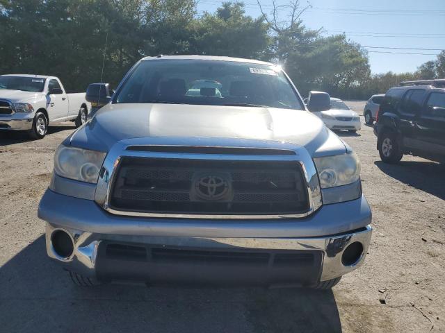 Photo 4 VIN: 5TFUW5F15BX181331 - TOYOTA TUNDRA 