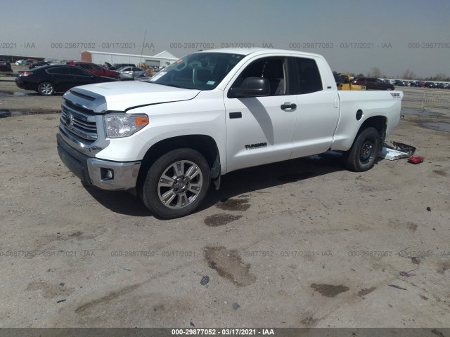 Photo 1 VIN: 5TFUW5F15HX585397 - TOYOTA TUNDRA 4WD 