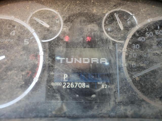 Photo 7 VIN: 5TFUW5F15HX638101 - TOYOTA TUNDRA DOU 