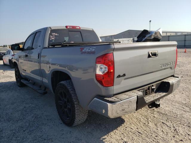 Photo 2 VIN: 5TFUW5F15KX847653 - TOYOTA TUNDRA DOU 