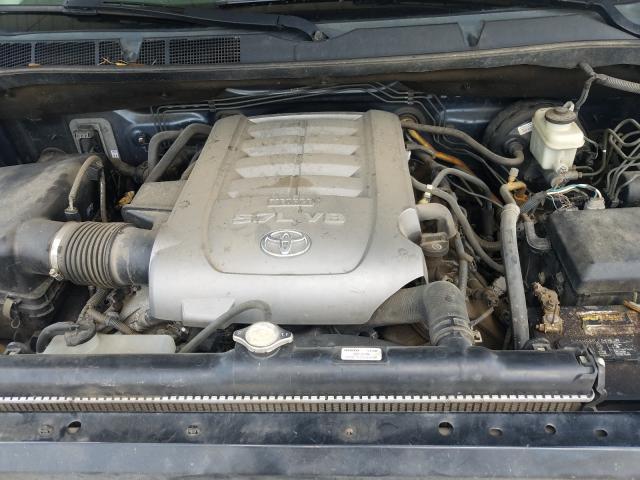 Photo 6 VIN: 5TFUW5F16AX097131 - TOYOTA TUNDRA DOU 