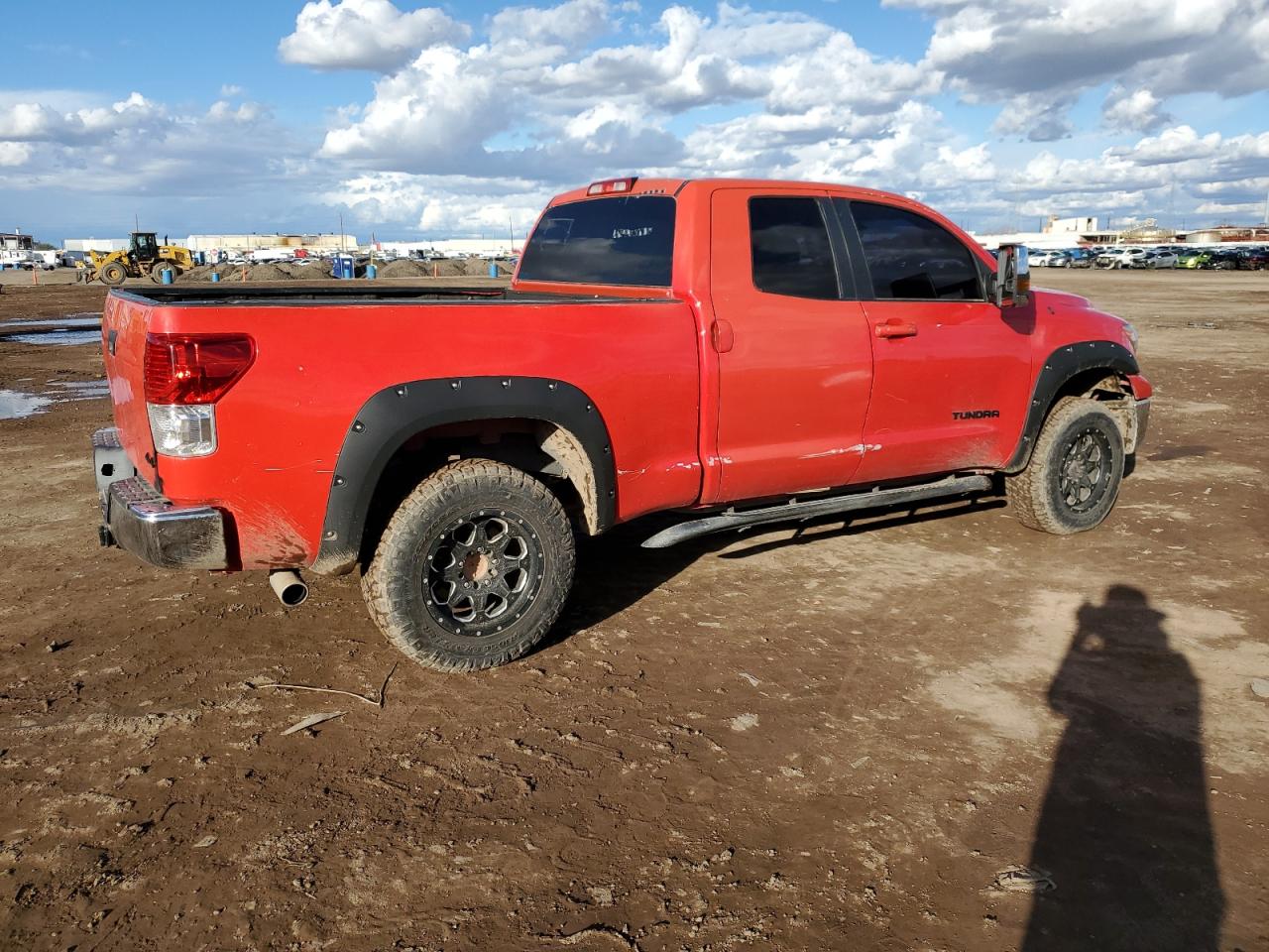 Photo 2 VIN: 5TFUW5F16BX191074 - TOYOTA TUNDRA 