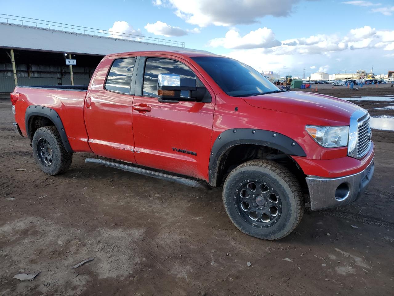 Photo 3 VIN: 5TFUW5F16BX191074 - TOYOTA TUNDRA 