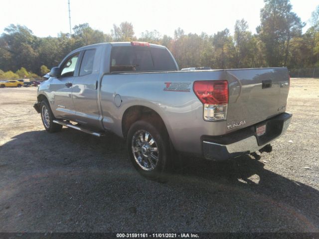 Photo 2 VIN: 5TFUW5F16CX237228 - TOYOTA TUNDRA 4WD TRUCK 