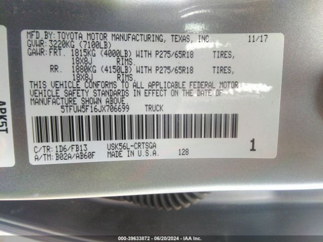 Photo 8 VIN: 5TFUW5F16JX706699 - TOYOTA TUNDRA 