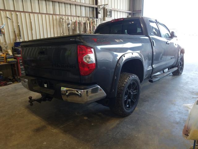 Photo 3 VIN: 5TFUW5F16JX769284 - TOYOTA TUNDRA DOU 