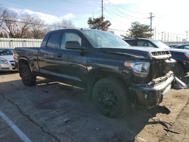 Photo 3 VIN: 5TFUW5F16KX782828 - TOYOTA TUNDRA DOU 