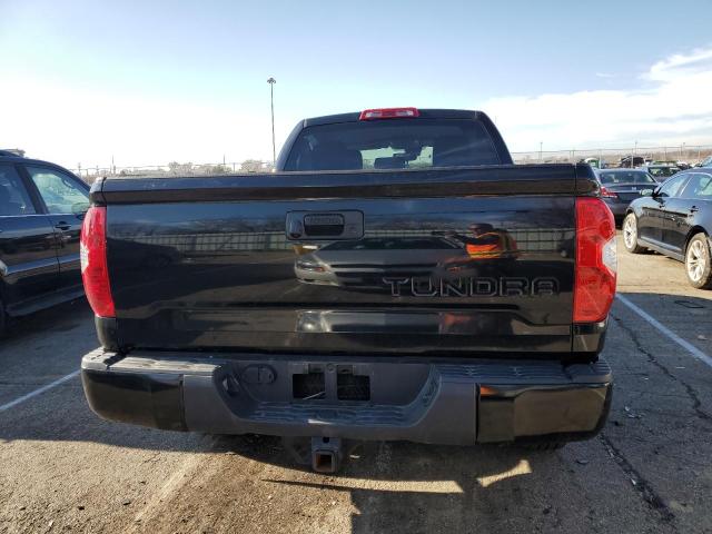 Photo 5 VIN: 5TFUW5F16KX782828 - TOYOTA TUNDRA DOU 