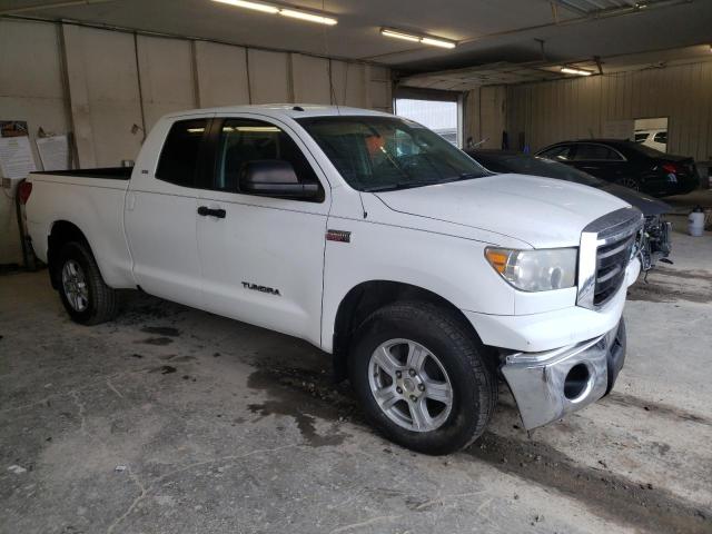 Photo 3 VIN: 5TFUW5F17AX110324 - TOYOTA TUNDRA DOU 