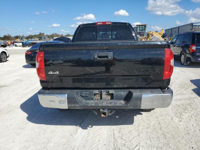 Photo 5 VIN: 5TFUW5F17EX349362 - TOYOTA TUNDRA DOU 