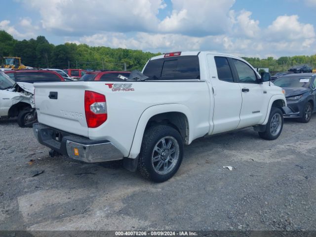 Photo 3 VIN: 5TFUW5F17FX448507 - TOYOTA TUNDRA 