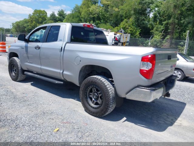 Photo 2 VIN: 5TFUW5F17FX450287 - TOYOTA TUNDRA 