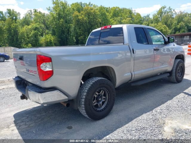 Photo 3 VIN: 5TFUW5F17FX450287 - TOYOTA TUNDRA 