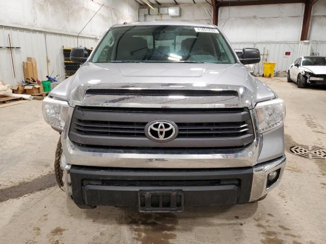 Photo 4 VIN: 5TFUW5F17FX471141 - TOYOTA TUNDRA DOU 