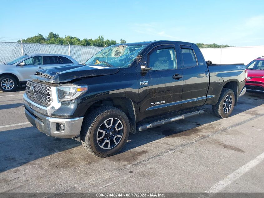 Photo 1 VIN: 5TFUW5F17JX700636 - TOYOTA TUNDRA 