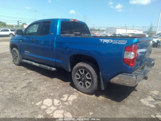 Photo 2 VIN: 5TFUW5F17JX713015 - TOYOTA TUNDRA 4WD 