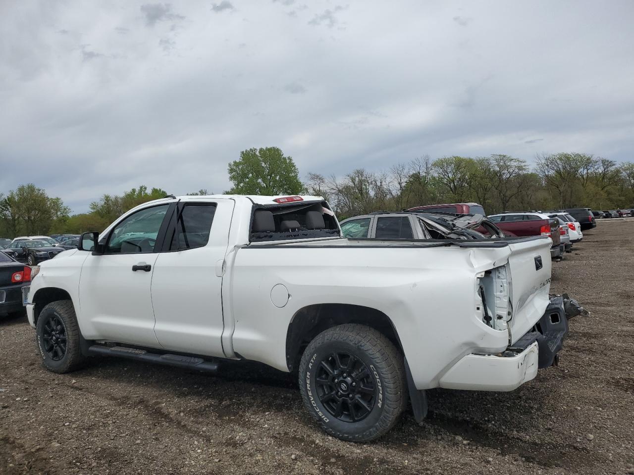 Photo 1 VIN: 5TFUW5F17KX841255 - TOYOTA TUNDRA 