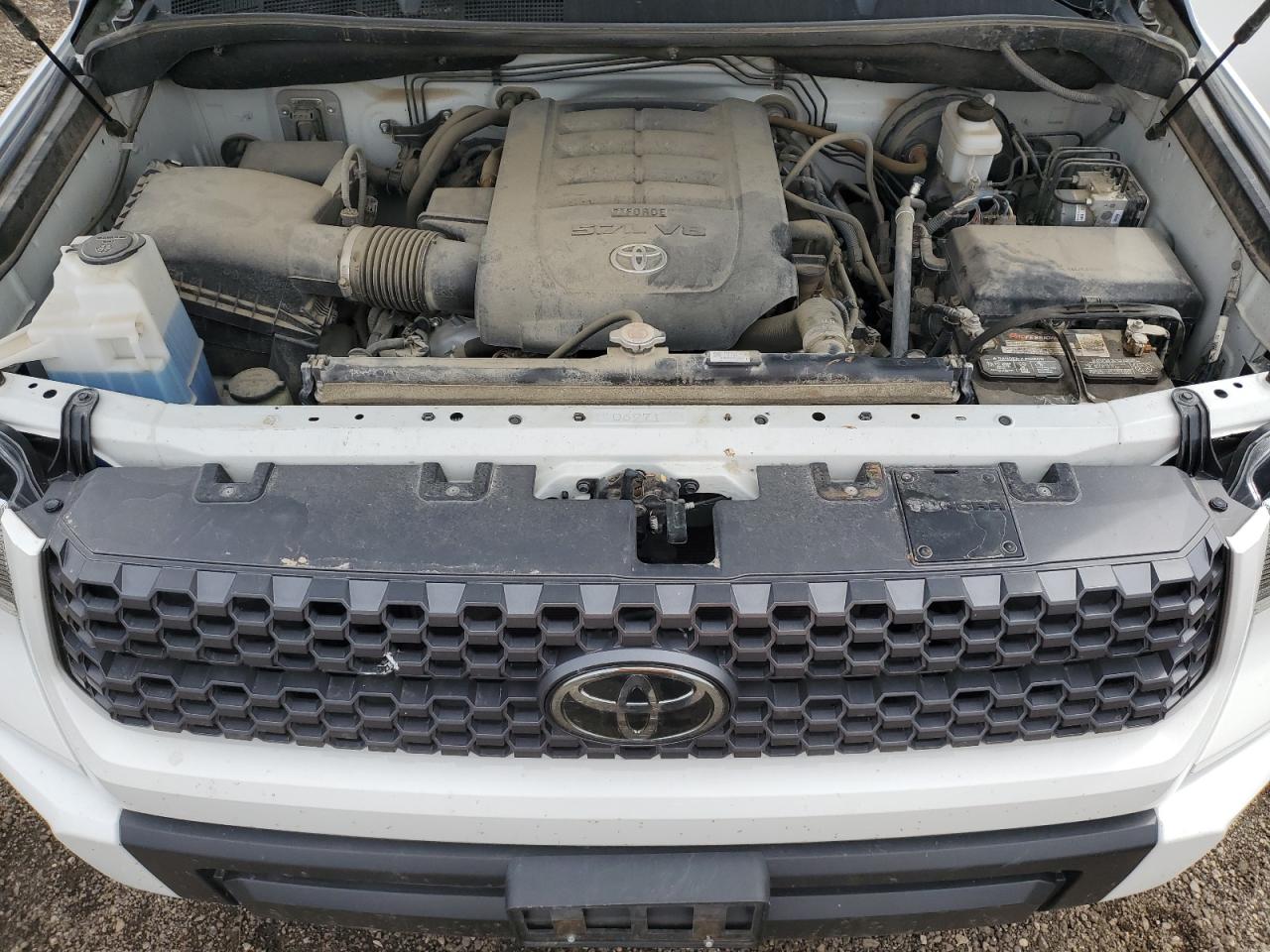 Photo 10 VIN: 5TFUW5F17KX841255 - TOYOTA TUNDRA 