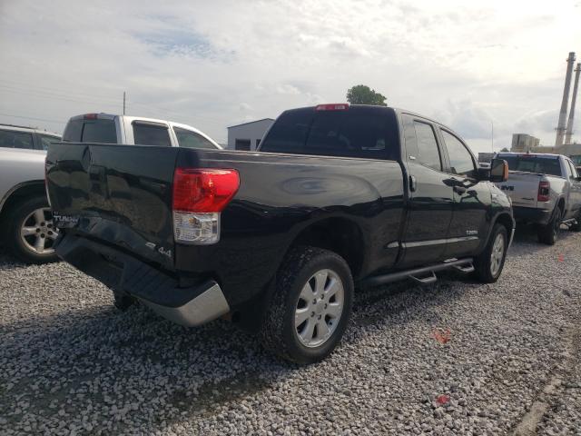 Photo 3 VIN: 5TFUW5F18AX107206 - TOYOTA TUNDRA DOU 