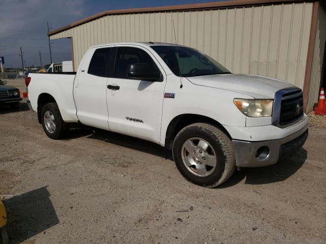 Photo 3 VIN: 5TFUW5F18BX186605 - TOYOTA TUNDRA DOU 