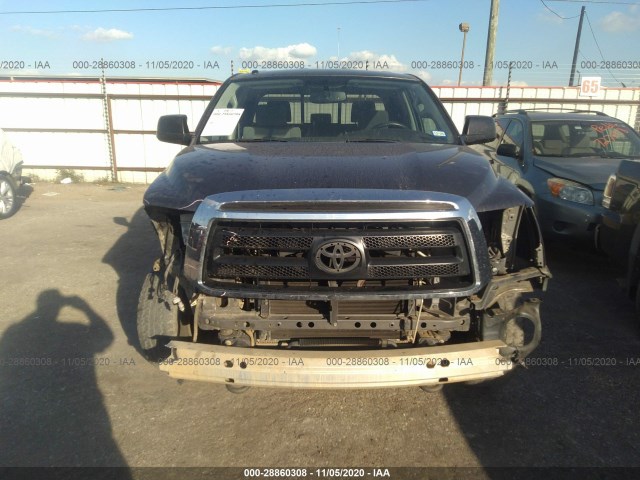 Photo 5 VIN: 5TFUW5F18BX194588 - TOYOTA TUNDRA 4WD TRUCK 