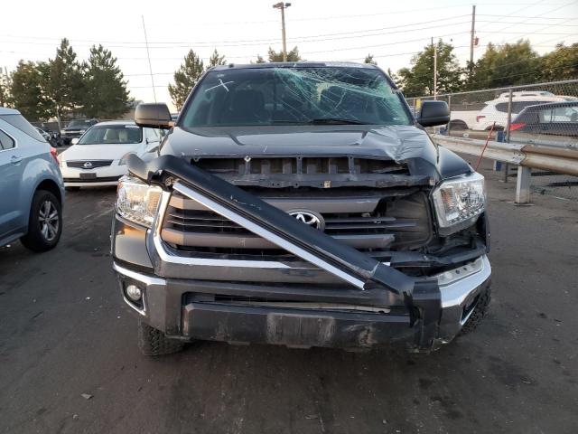 Photo 4 VIN: 5TFUW5F18EX323806 - TOYOTA TUNDRA DOU 