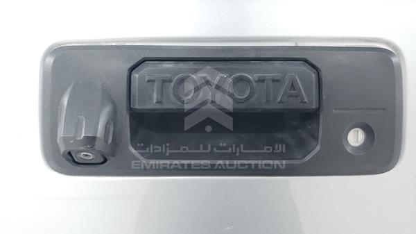 Photo 25 VIN: 5TFUW5F18EX353663 - TOYOTA TUNDRA 