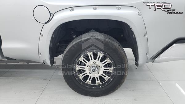 Photo 34 VIN: 5TFUW5F18EX353663 - TOYOTA TUNDRA 