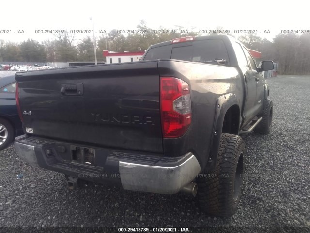 Photo 3 VIN: 5TFUW5F18EX391202 - TOYOTA TUNDRA 4WD TRUCK 