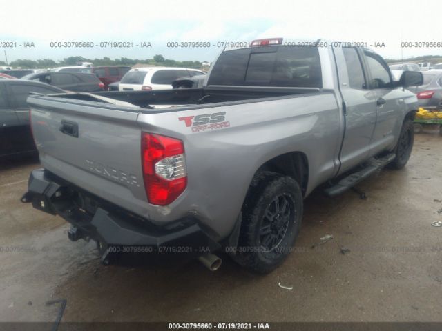 Photo 3 VIN: 5TFUW5F18FX447429 - TOYOTA TUNDRA 4WD TRUCK 