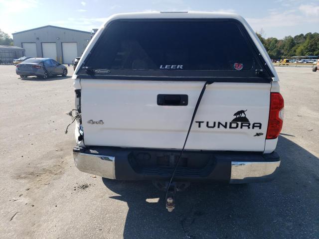 Photo 5 VIN: 5TFUW5F18GX524804 - TOYOTA TUNDRA DOU 