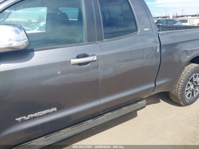 Photo 5 VIN: 5TFUW5F18HX603822 - TOYOTA TUNDRA 