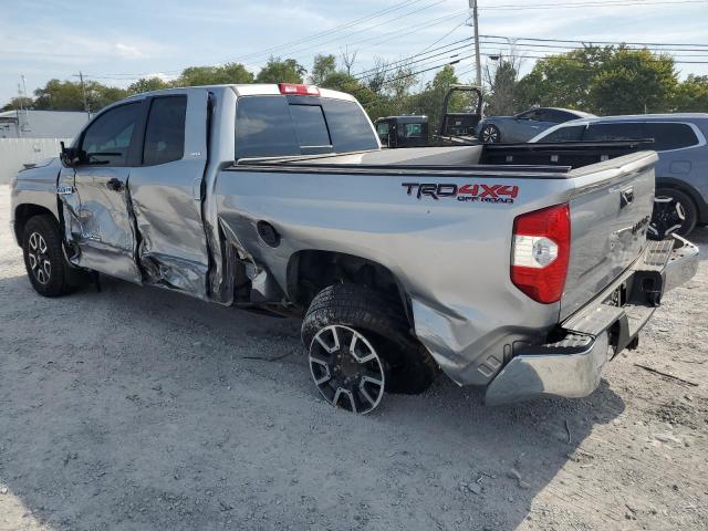 Photo 1 VIN: 5TFUW5F18JX745780 - TOYOTA TUNDRA DOU 