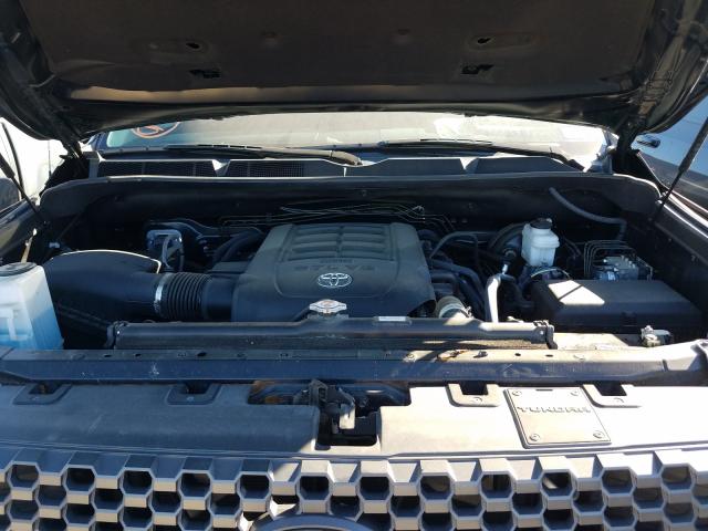 Photo 6 VIN: 5TFUW5F18KX782314 - TOYOTA TUNDRA DOU 