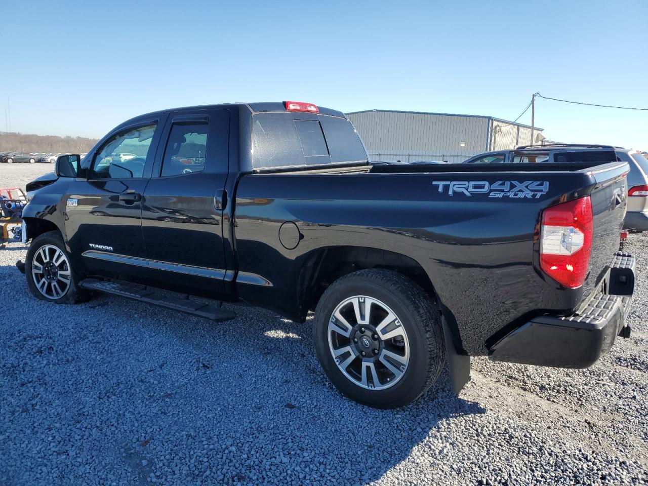 Photo 1 VIN: 5TFUW5F18KX784290 - TOYOTA TUNDRA 