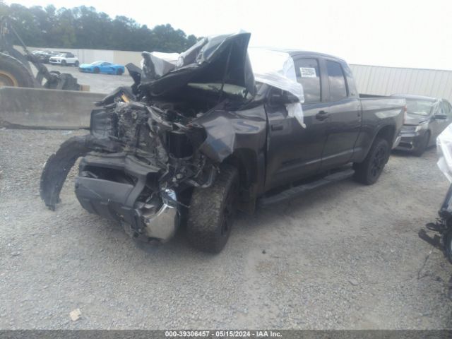 Photo 1 VIN: 5TFUW5F18KX844438 - TOYOTA TUNDRA DOU 