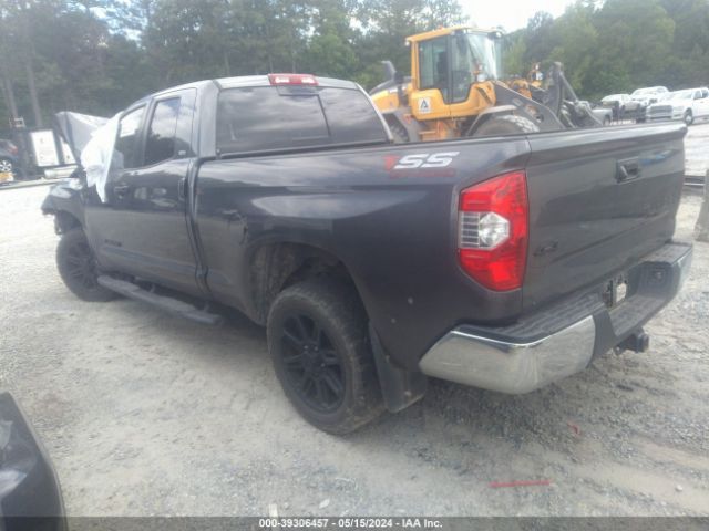 Photo 2 VIN: 5TFUW5F18KX844438 - TOYOTA TUNDRA DOU 