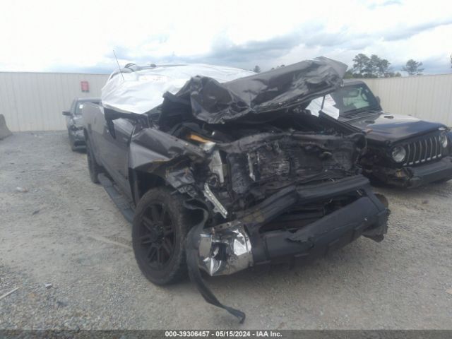 Photo 5 VIN: 5TFUW5F18KX844438 - TOYOTA TUNDRA DOU 