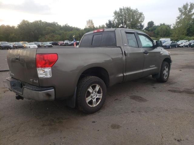 Photo 2 VIN: 5TFUW5F19BX177895 - TOYOTA TUNDRA DOU 