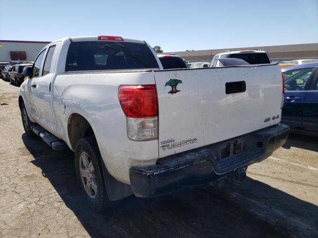 Photo 2 VIN: 5TFUW5F19DX292533 - TOYOTA TUNDRA DOU 