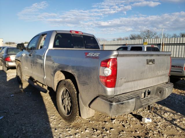 Photo 2 VIN: 5TFUW5F19GX498861 - TOYOTA TUNDRA DOU 