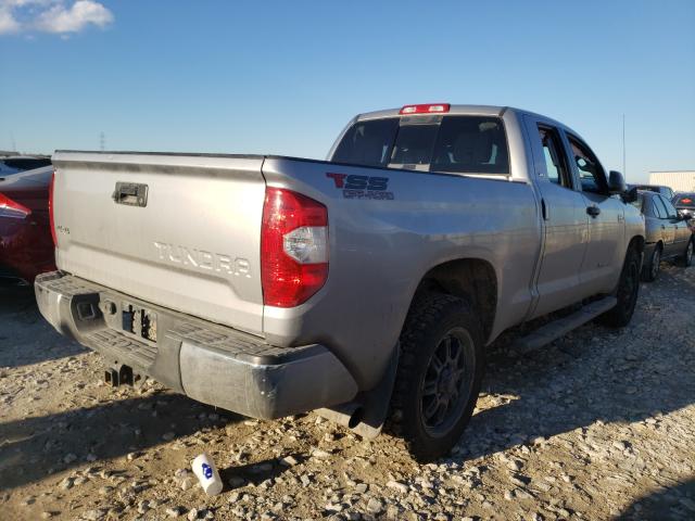 Photo 3 VIN: 5TFUW5F19GX498861 - TOYOTA TUNDRA DOU 