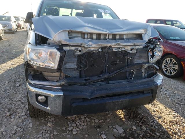 Photo 8 VIN: 5TFUW5F19GX498861 - TOYOTA TUNDRA DOU 