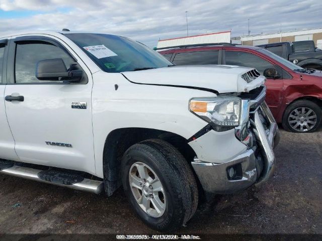 Photo 5 VIN: 5TFUW5F19HX674888 - TOYOTA TUNDRA 