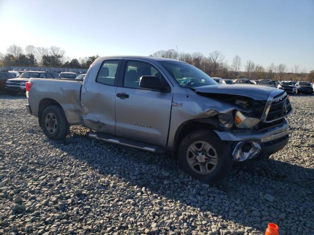 Photo 3 VIN: 5TFUW5F1XAX099867 - TOYOTA TUNDRA DOU 