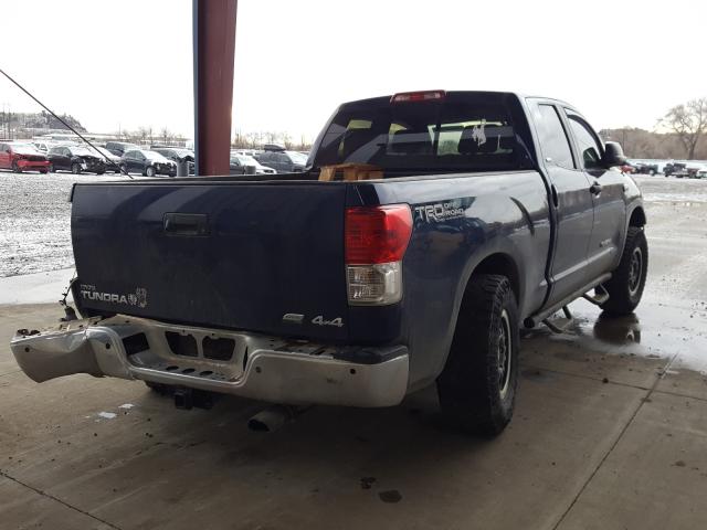 Photo 3 VIN: 5TFUW5F1XAX138229 - TOYOTA TUNDRA DOU 