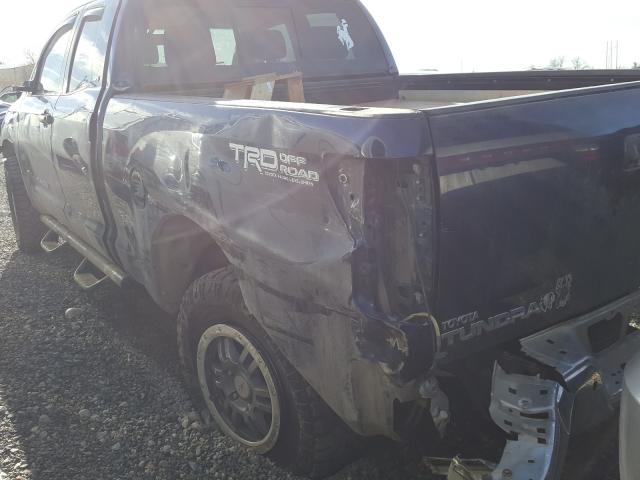 Photo 8 VIN: 5TFUW5F1XAX138229 - TOYOTA TUNDRA DOU 