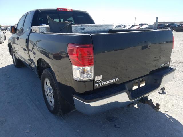 Photo 2 VIN: 5TFUW5F1XAX148582 - TOYOTA TUNDRA DOU 