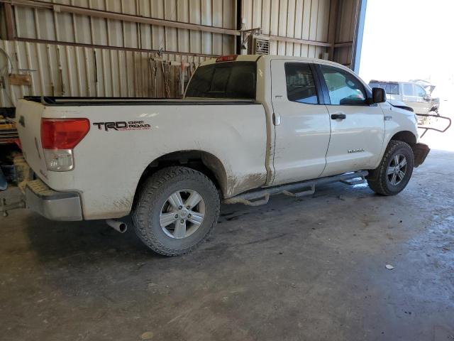 Photo 2 VIN: 5TFUW5F1XCX223641 - TOYOTA TUNDRA DOU 