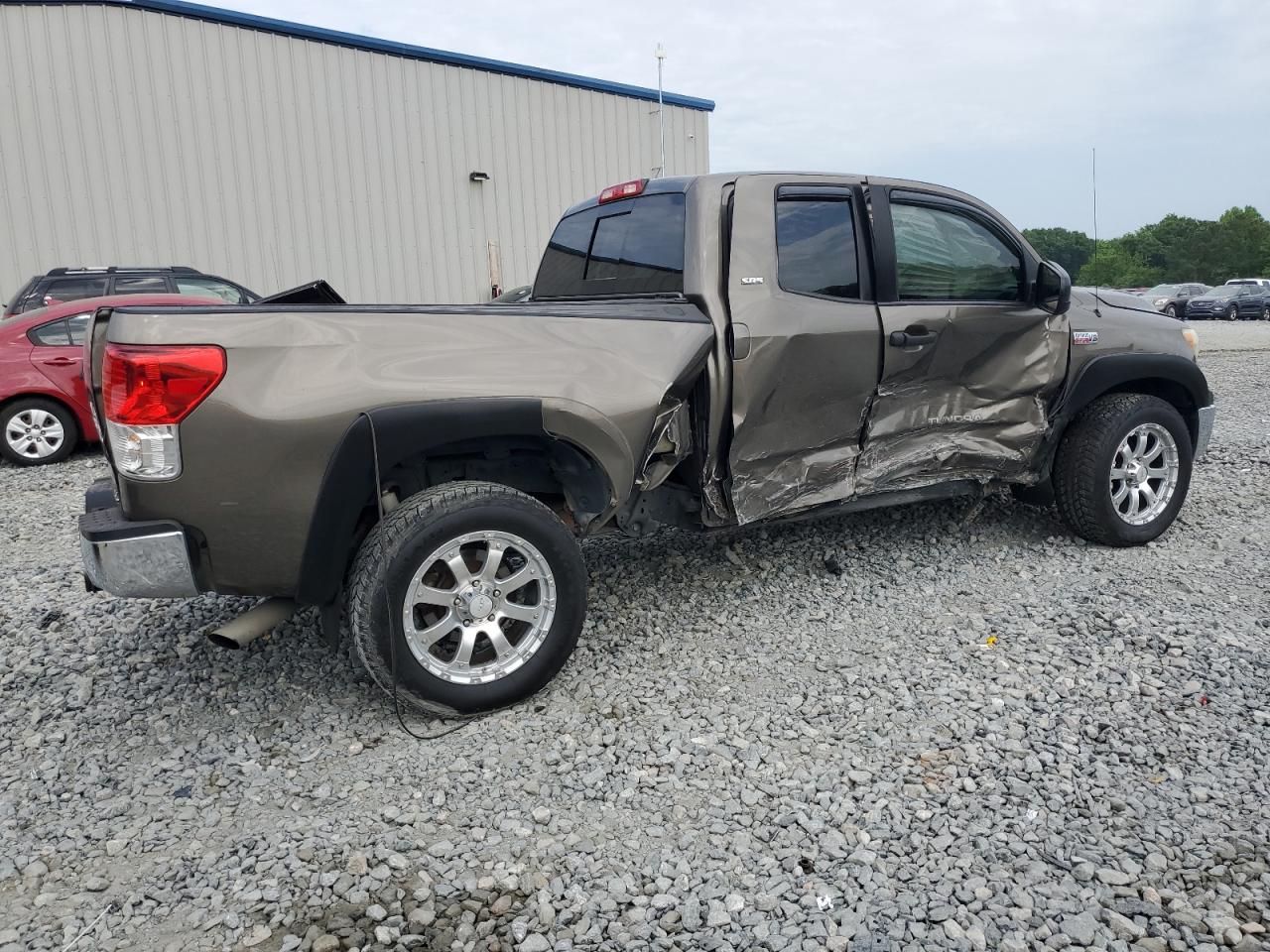 Photo 2 VIN: 5TFUW5F1XCX265825 - TOYOTA TUNDRA 